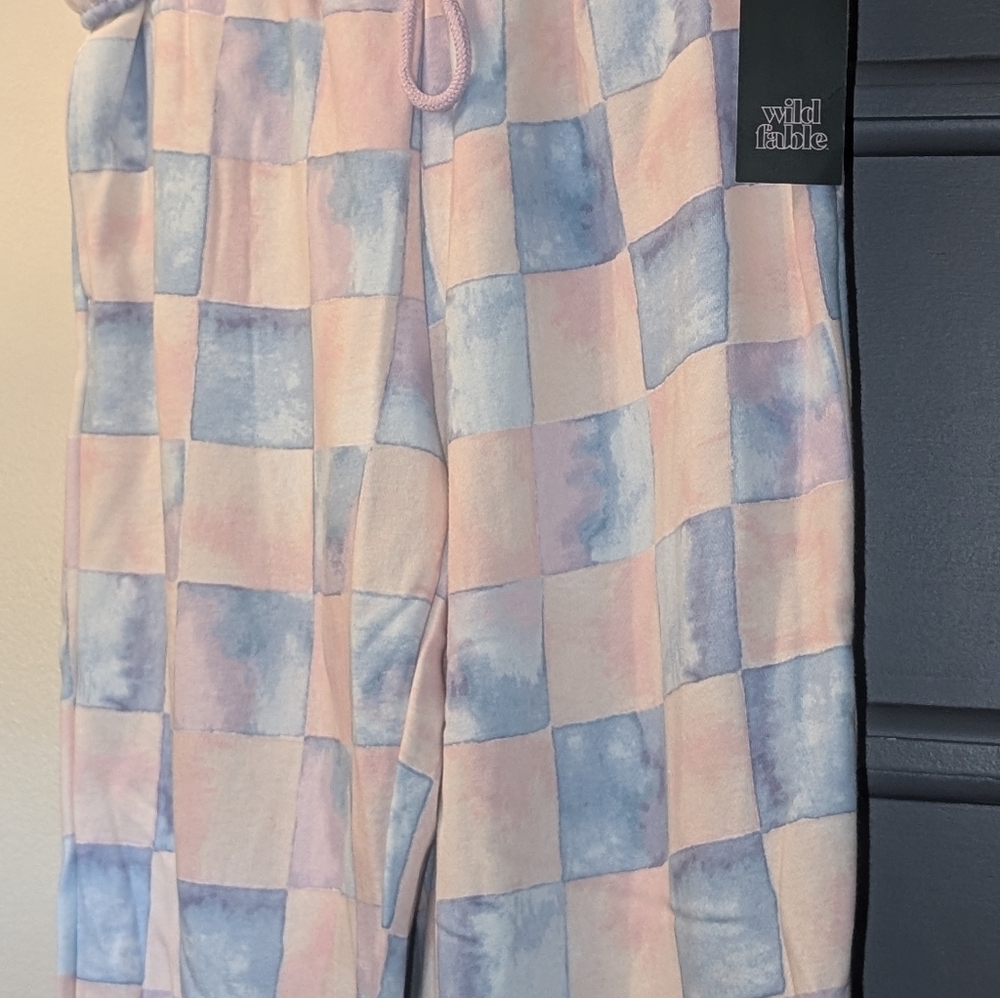 Cute sweat pants NWT